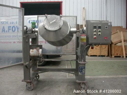 Used Gemco Double Cone Blender/Mixer, 316 stainless steel, for dry or wet product. Total capacity 5 cubic feet (150 liter), working capacity 3 cubic feet (max 80 liter/kgs). Inside tank dimensions: 2...