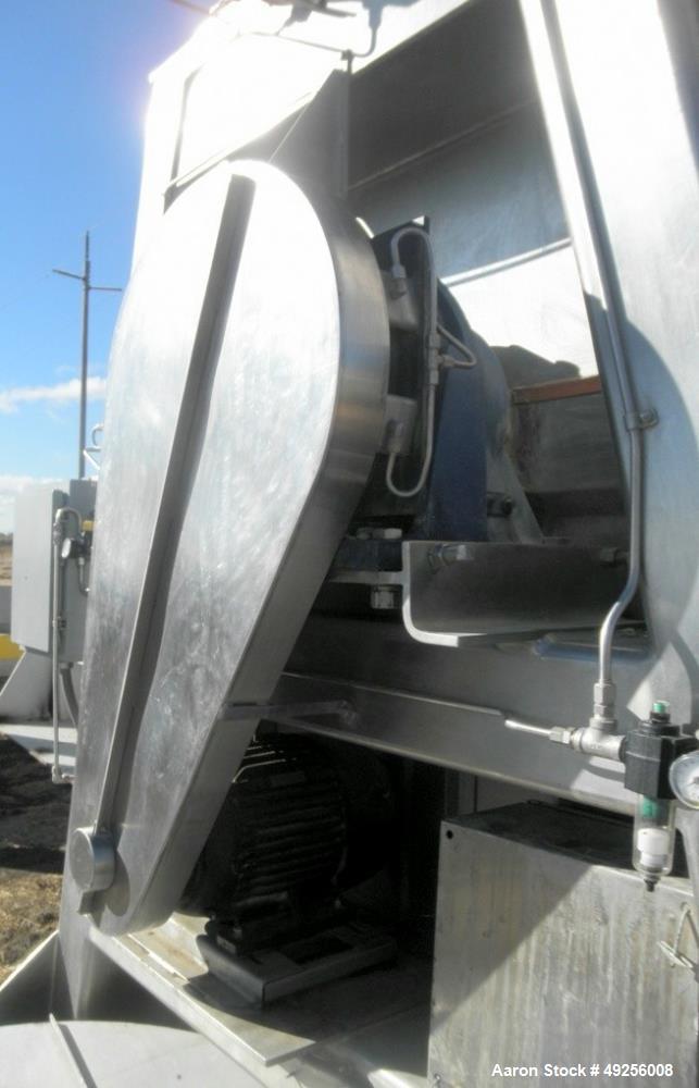 Used Gemco slant cone mixer, approximately 250 cubic feet working capacity