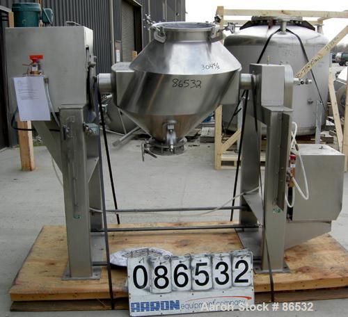 USED: Gemco slant double cone blender, 5 cu ft working capacity, 304 stainless steel. Max material density 70#/cubic foot. Approx 30" diameter x 10" straight side x 12" and 15" cones. 16" diameter to...