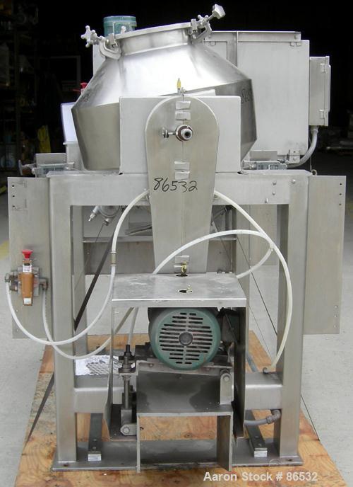 USED: Gemco slant double cone blender, 5 cu ft working capacity, 304 stainless steel. Max material density 70#/cubic foot. Approx 30" diameter x 10" straight side x 12" and 15" cones. 16" diameter to...