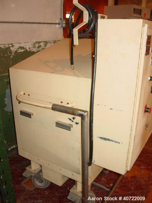 Used Lightnin Twin Shell Blender, 1 cubic foot capacity, stainless steel. Maximum gross weight 260 pounds, tare weight 200 pounds. Intensifier bar and blender each driven by a 1.5 hp, 3/208-230 volt ...