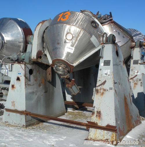 Used National Tank & Manufacturing Double Cone Jacketed Blender, 40 Cubic Feet Working Capacity (59.8 total), 304 Stainless Steel. Stainless steel jacket rated 10 psi. Internal 56" diameter x 19" str...