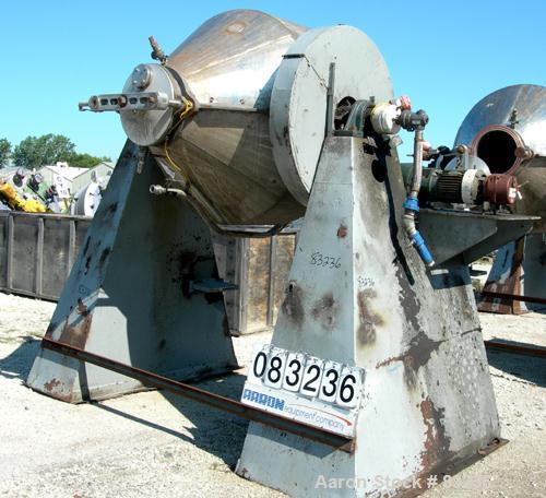 Used National Tank & Manufacturing Double Cone Jacketed Blender, 40 Cubic Feet Working Capacity (59.8 total), 304 Stainless Steel. Stainless steel jacket rated 10 psi. Internal 56" diameter x 19" str...