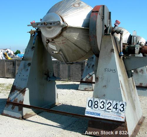 USED: National Tank and Manufacturing double cone jacketed blender, 40 cubic foot working capacity, 59.8 total, 304 stainless steel. Stainless steel jacket rated 10 psi. Internal 56" diameter x 19" s...