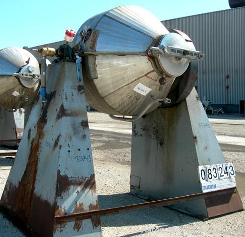 USED: National Tank and Manufacturing double cone jacketed blender, 40 cubic foot working capacity, 59.8 total, 304 stainless steel. Stainless steel jacket rated 10 psi. Internal 56" diameter x 19" s...