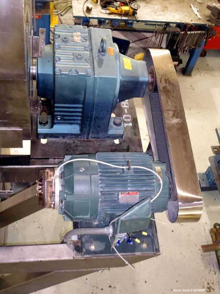 Used Stainless Steel Twin Shell Dry Blender, Approx 150 Cubic Feet Capacity