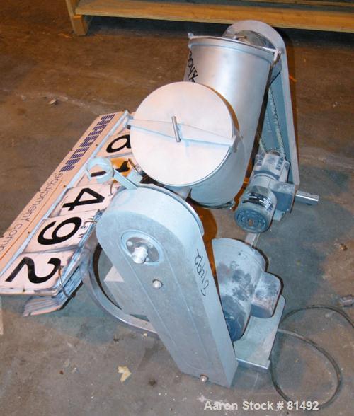 Used Patterson-Kelley Twin Shell Liquid-Solids Blender, 0.26 Cubic Feet Capacity (8 Quart), 304 Stainless Steel. (2) 7-1/2" Diameter x 15" deep shells with quick release top covers. Shell driven by a...