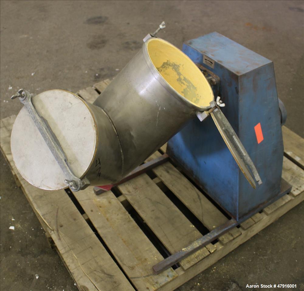 Used Patterson Kelley Twin Shell Cross Flow Blender, 16 Quart capacity, 304 Sta