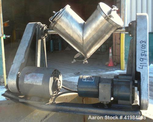 Used Patterson Kelley Twin Shell Dry Blender, 4 Quart Capacity (.16 Cubic Feet), 304 Stainless Steel. (2) 5 1/2" diameter charge ports with quick release covers. Shell 5 1/2" diameter x 9 1/2" deep. ...