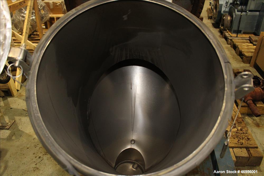 Used Patterson Kelly Twin Shell Cross Flow Blender, 5 Cubic Feet Capacity