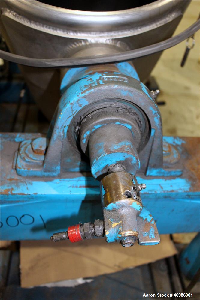Used Patterson Kelly Twin Shell Cross Flow Blender, 5 Cubic Feet Capacity