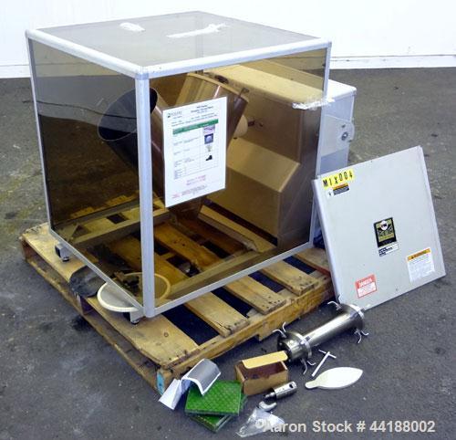 Used Patterson-Kelley 16 Quart Blend Master Lab Blender, Maximum density rating 200 pound a cubic foot. Unit consists of (1) 316 Stainless steel twin shell blender, (2) 9” diameter charge ports with ...