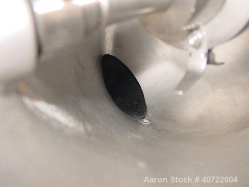 Used Patterson Kelly Twin Shell Liquid Solid Blender, 16 quart, stainless steel. 125 pounds per cubic foot max material density. Liquid solids bar driven by a 3/4 hp, 1/60/115/230 volt, 3450 rpm moto...