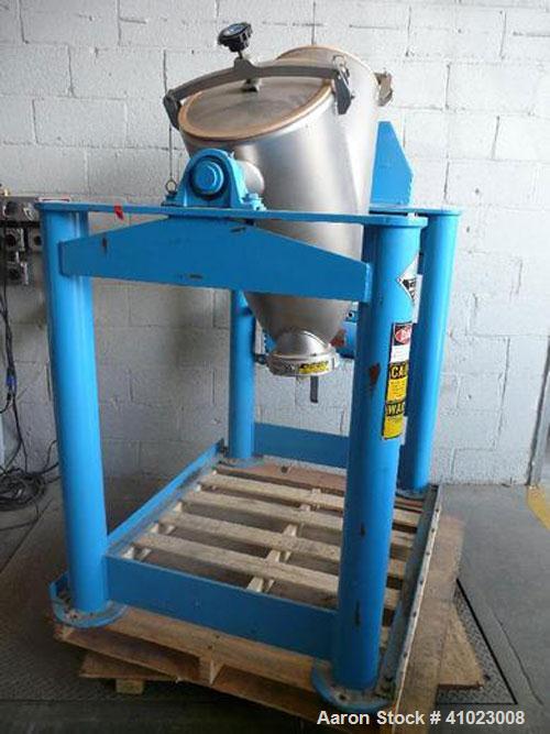 Unused-Patterson Kelley 3 Cubic Foot Crossflow Twin Shell V-Blender. This late model unit features the latest stand and shell design, 3 cubic foot working capacity, stainless steel shell, 290 lbs per...