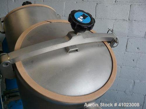 Unused-Patterson Kelley 3 Cubic Foot Crossflow Twin Shell V-Blender. This late model unit features the latest stand and shell design, 3 cubic foot working capacity, stainless steel shell, 290 lbs per...