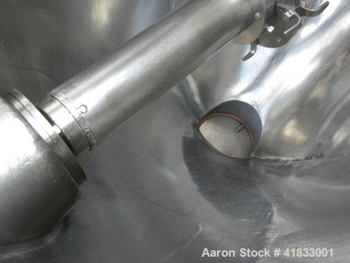 Used Patterson Kelley Twin Shell Liquid Solids Blender, 10 Cubic Feet Capacity, 304 Stainless Steel. 70 pounds a cubic foot maximum material density. 25’’ diameter cones. 316 stainless steel intensif...