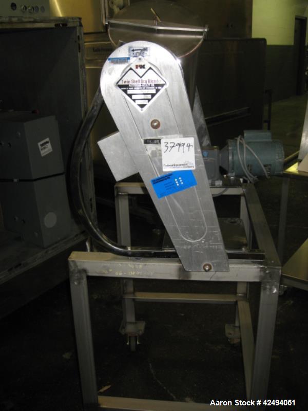 Used Stainless Steel Patterson Kelley 16 quart twin shell blender