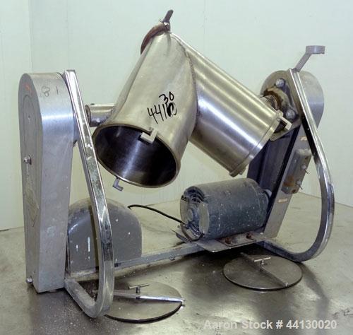 Used Patterson-Kelley Twin Shell Liquid Solids Blender, 8 Quart, (0.26) Cubic Feet Capacity, 304 Stainless Steel. (2) 7-1/2" Diameter charge ports with quick release covers. (1) Intensifier bar, driv...