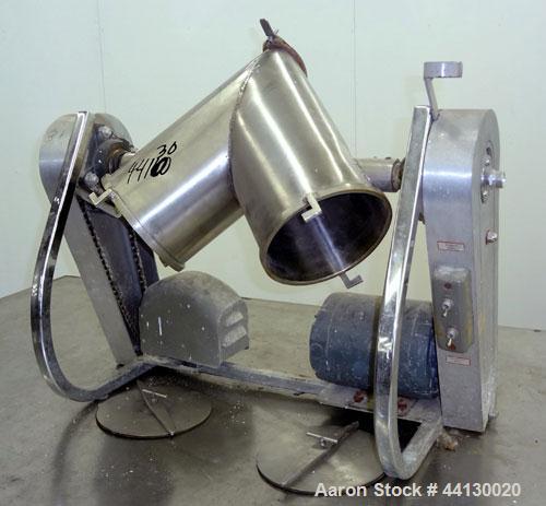 Used Patterson-Kelley Twin Shell Liquid Solids Blender, 8 Quart, (0.26) Cubic Feet Capacity, 304 Stainless Steel. (2) 7-1/2" Diameter charge ports with quick release covers. (1) Intensifier bar, driv...