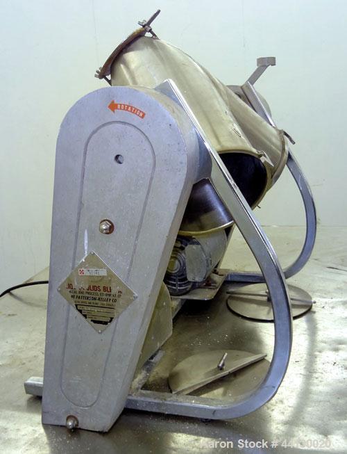 Used Patterson-Kelley Twin Shell Liquid Solids Blender, 8 Quart, (0.26) Cubic Feet Capacity, 304 Stainless Steel. (2) 7-1/2" Diameter charge ports with quick release covers. (1) Intensifier bar, driv...