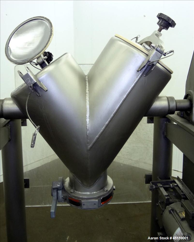Used Stainless Steel Patterson Kelley Twin Shell Cross Flow Blender, 1 Cubic Fe