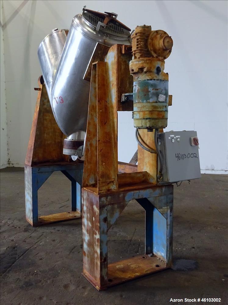 Used Twin Shell Blender, Approximate 20 Cubic Feet, 304 Stainless Steel.