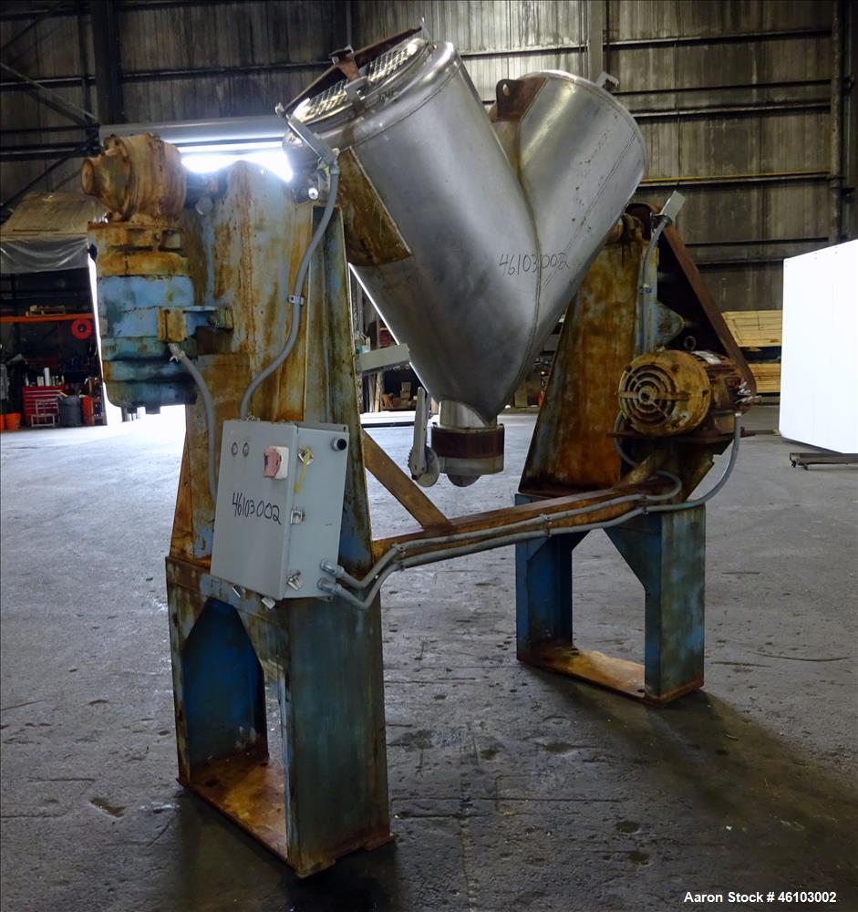 Used Twin Shell Blender, Approximate 20 Cubic Feet, 304 Stainless Steel.