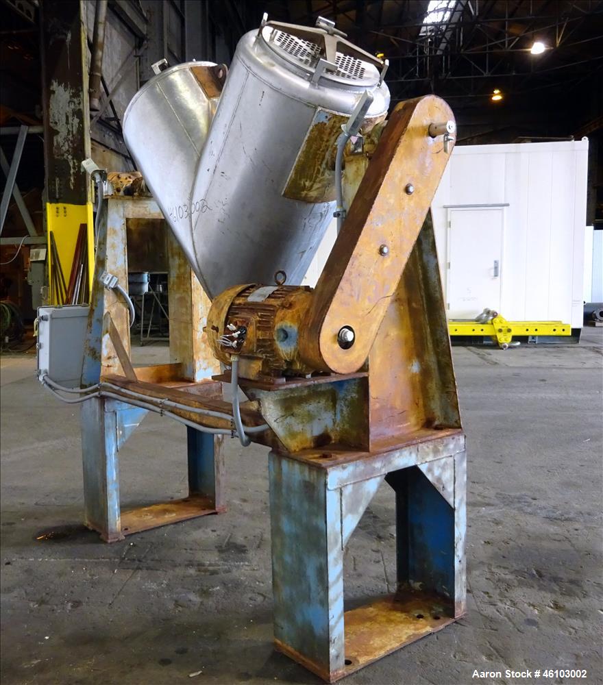 Used Twin Shell Blender, Approximate 20 Cubic Feet, 304 Stainless Steel.