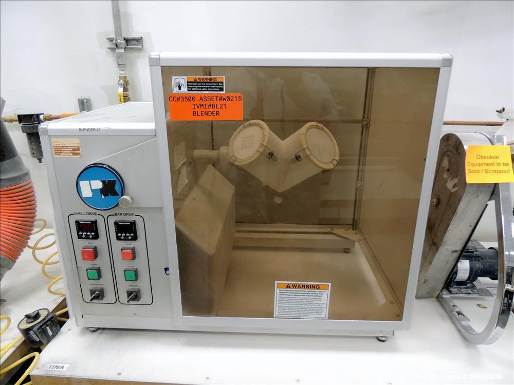 Used Patterson-Kelley Blend Master Lab V-Blender, 2 Quart Capacity