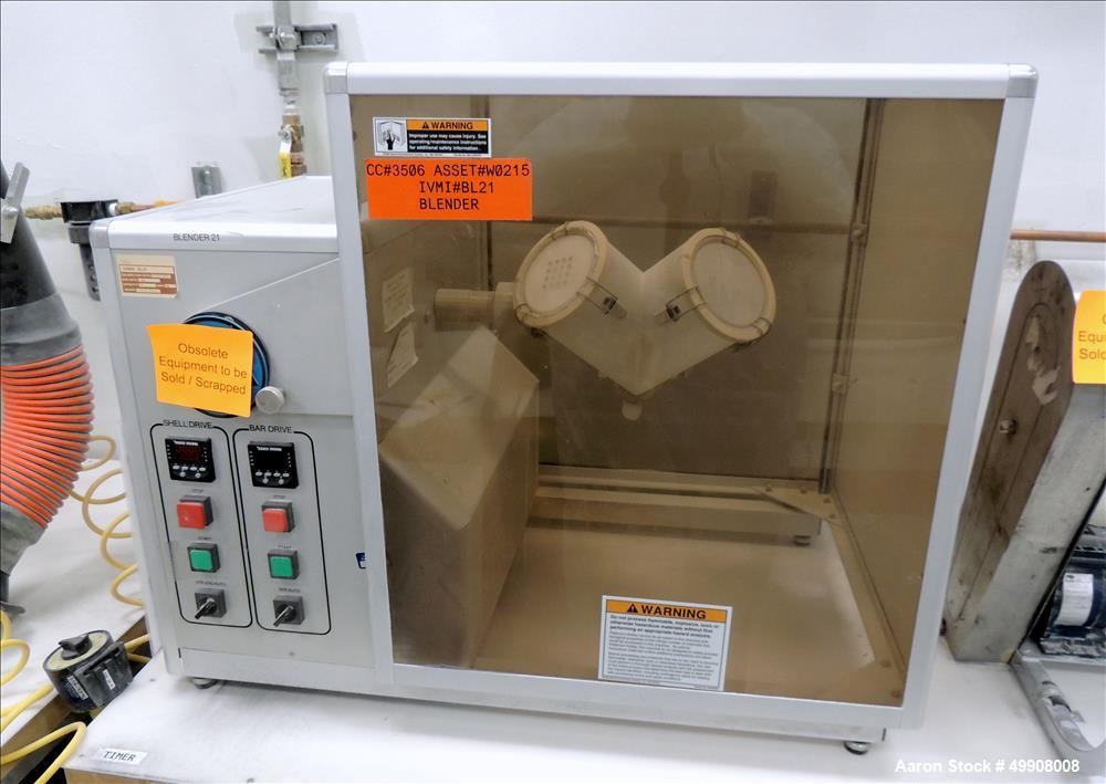 Used Patterson-Kelley Blend Master Lab V-Blender, 2 Quart Capacity