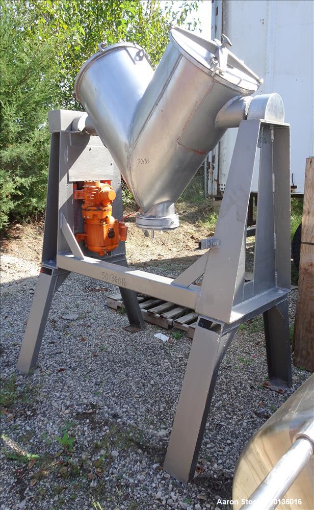 Used Patterson Kelley Twin Shell Dry Blender, 5 Cubic Foot Capacity