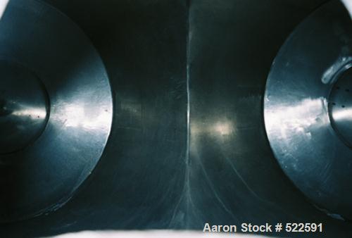 USED: Patterson Kelley twin shell blender, stainless steel construction on product contact surfaces. Maximum material density is 55 lbs/cubic foot. Quick release access covers, manual butterfly valve...