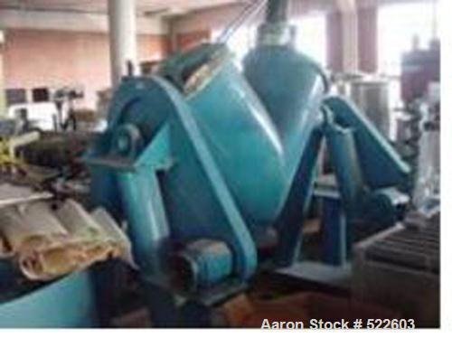 USED: 5 Cubic Foot Patterson Kelley twin shell blender, stainless steel construction on product contact surfaces. Maximum material density is 70 lb/cubic foot. Quick release access covers, mixing bar...