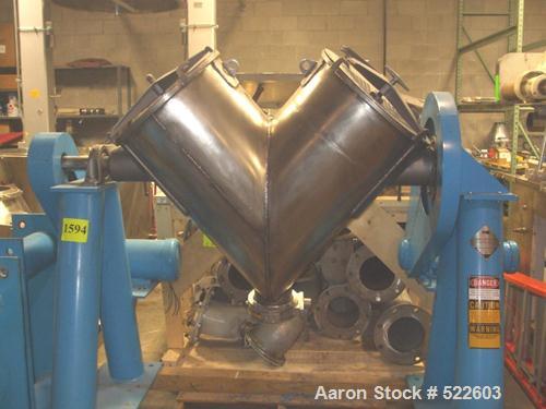 USED: 5 Cubic Foot Patterson Kelley twin shell blender, stainless steel construction on product contact surfaces. Maximum material density is 70 lb/cubic foot. Quick release access covers, mixing bar...