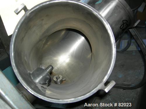 Used Patterson Kelley Twin Shell Dry Blender, .26 Cubic Foot Capacity (8 Quart), 304 Stainless Steel. Max material density 210 lbs per cubic foot. (2) 7 1/2" diameter x 13 1/2" deep shells. Requires ...