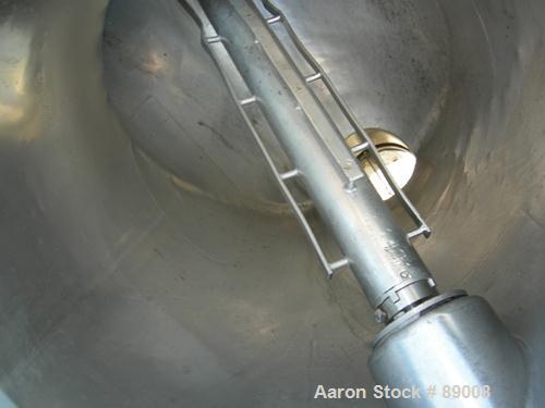 USED: Patterson Kelley Twin Shell Blender, 10 cubic foot capacity, 304 stainless steel.Max material density approximately 70 pounds per cubic foot.(2) 18" diameter charge ports with quick release cov...