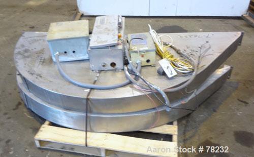 Used Paul O Abbe Double Cone Blender, Model 84RCB, 114 Cubic Feet Working Capacity, 304 Stainless Steel. 6'6" Diameter x 2'3" straight side x4' and 4'5" cones, 16" diameter top port with hinged cover...