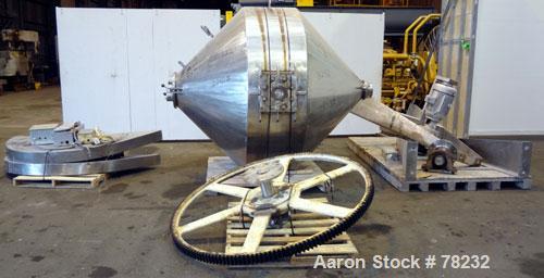 Used Paul O Abbe Double Cone Blender, Model 84RCB, 114 Cubic Feet Working Capacity, 304 Stainless Steel. 6'6" Diameter x 2'3" straight side x4' and 4'5" cones, 16" diameter top port with hinged cover...