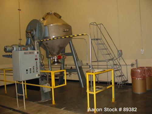 USED: Paul O Abbe Rota Cone Blender, 82 cubic foot total capacity, 50 cubic foot working capacity. 304 stainless steel. 66" diameter x 20" straight side x 35" and 39" cones. 16" diameter top port wit...