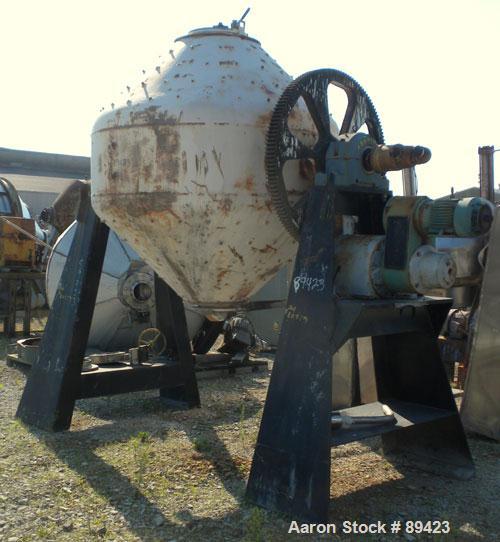Used Paul O Abbe Rota Cone Blender, 70 Cubic Feet Working Capacity, 108 Total, 316 Stainless Steel. 72" diameter x 20" straight side x 36" cones. 16" diameter top port with cover, 10" center bottom o...