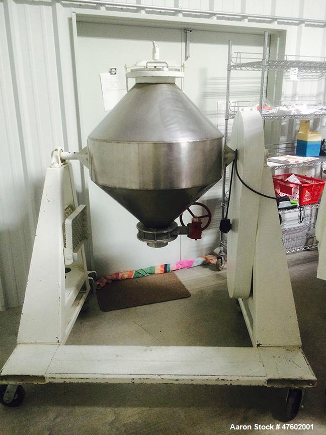 Used Sepor Rota-Cone Blender. Max operating capacity is 5.0 cubic feet (total volume 7.7 cubic feet). 30" diameter, 316 stainless steel cone blender. Polished interior, speed range 10-28 rpm, suggest...