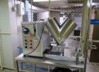Used Patterson Kelley 16 Quart Blend Master Twin Shell Blender. Has a pin bar.  Bulk density rating 200 lbs/cu ft. Serial# C419381.