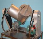 Used Patterson Kelly Twin Shell Liquid Solid Blender, 16 quart, stainless steel. 125 pounds per cubic foot max material density. Liquid solids bar driven by a 3/4 hp, 1/60/115/230 volt, 3450 rpm moto...