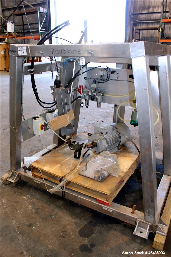 Used GEA Buck Systems Single Pedestal Tote Blender