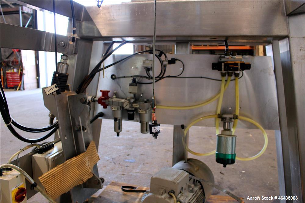 Used GEA Buck Systems Single Pedestal Tote Blender