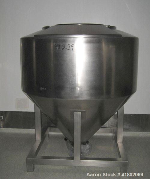 Used L.B. Bohle Pharma Bin Blender, Model PM-2000, Stainless Steel. 1500 kg safe load, 480 volt, with controls.