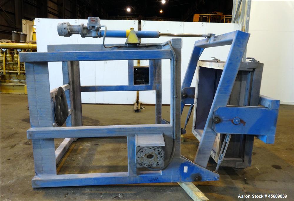 Used Metalcraft Tote Tumbler, Model 31753. Includes (9) Stainless Steel Totes, 55" Wide x 27.5" Straight Side x 42.5" Cone. 43.5" x 43.5" Square Top Opening. Approximate 16" Bottom Outlet. Driven by ...