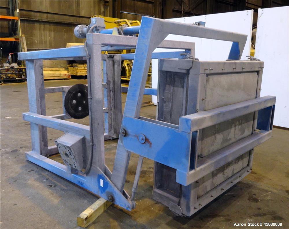 Used Metalcraft Tote Tumbler, Model 31753. Includes (9) Stainless Steel Totes, 55" Wide x 27.5" Straight Side x 42.5" Cone. 43.5" x 43.5" Square Top Opening. Approximate 16" Bottom Outlet. Driven by ...
