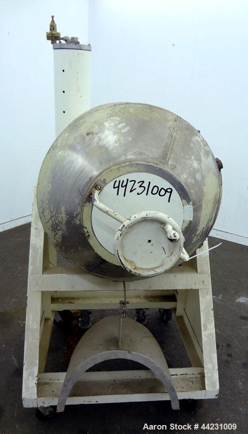 Used Munson Machinery Mini Rotary Batch Mixer, Model MX-3-S/S, 3 Cubic Feet, 304 Stainless Steel. Maximum batch weight 350 pounds. Approximate 30” diameter drum with flights, and (1) internal spray l...