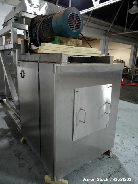 Used Tote Systems tote blender, 304 stainless steel construction, 79 cu ft(2500 liter) capacity, on stainless steel stands with 20 hp, 230/460 volt motor drive thru Sumitomo gear box with 76:1 gear b...